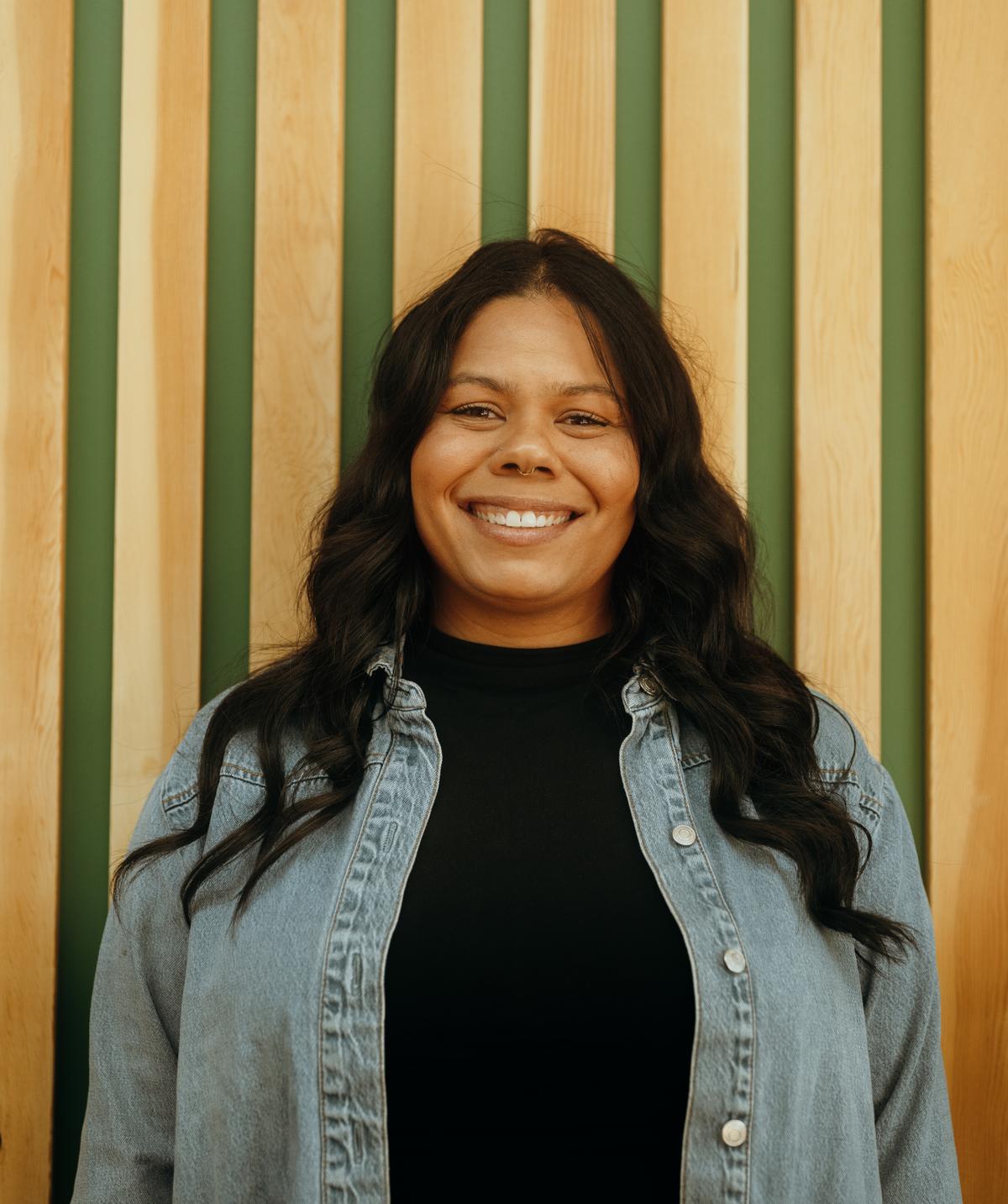 Nicole (Kelowna Barber Girl)